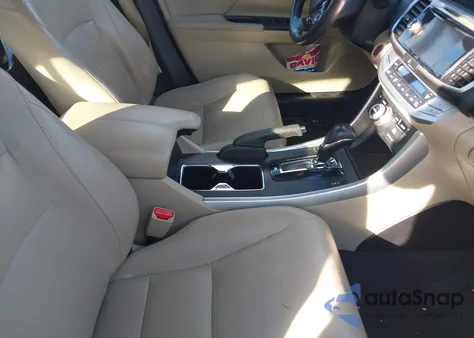 2015 Honda Accord Hybrid Touring из США, поврежденный, VIN 1HGCR6F71FA006355